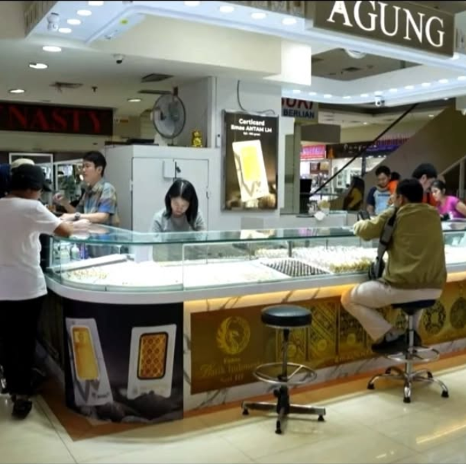 Cabang Stargold CIKINI AGUNG
